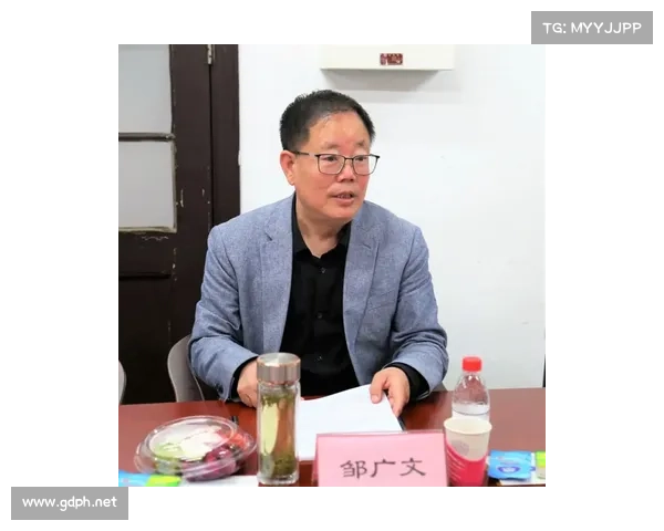 在多元文化交融中探索个人生命意义的路径与实践 在多元文化交融中探索个人生命意义的路径与实践
