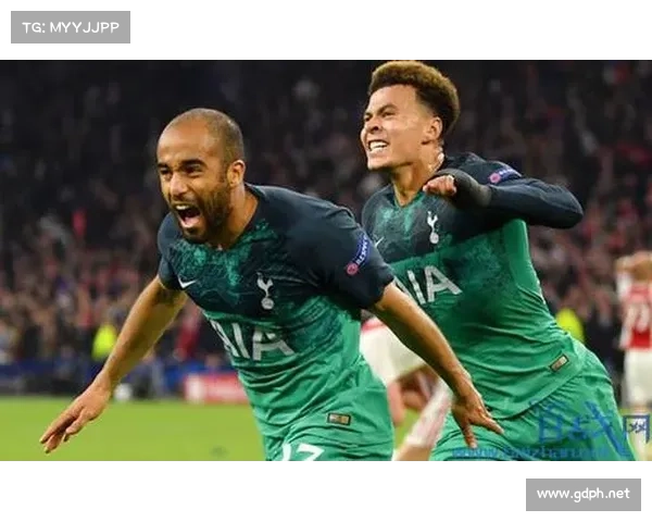 小卢卡斯替补原因深度解析：战术调整、体能管理与心理因素等五大关键因素